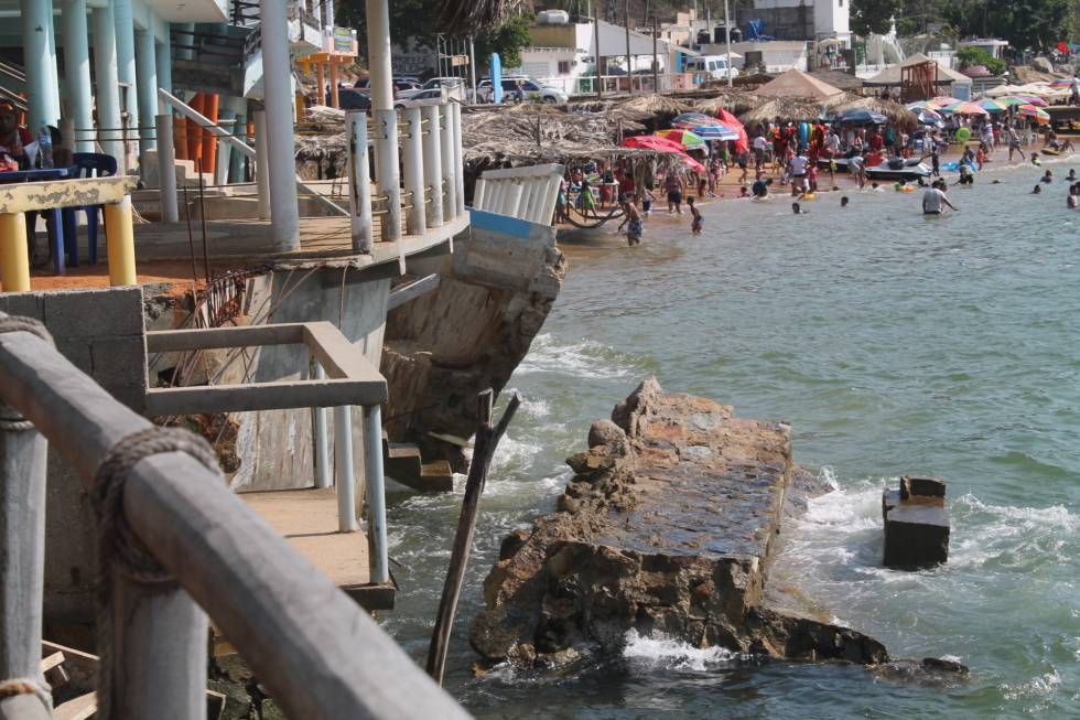 Arruinados y en la incertidumbre, deja Marina Majahua a nativos de Puerto Marqués 
