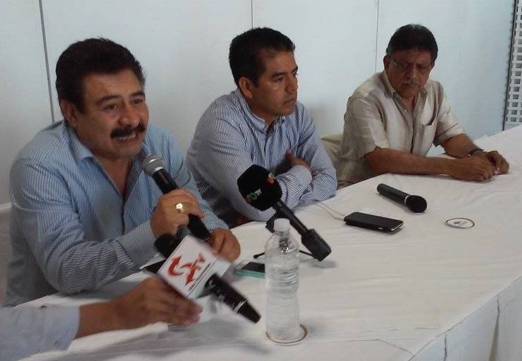 En Guerrero, PRI lucra con Ayotzinapa: Legisladores 