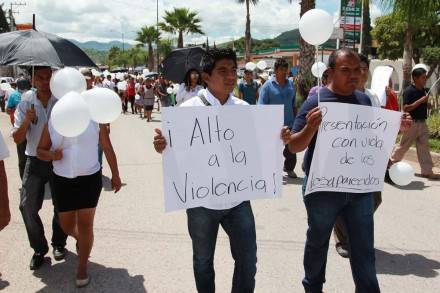 Escenario de guerra Chilapa y Quechultenando asegura Educación Guerrero