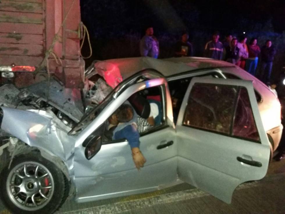 Cuatro muertos en terrible accidente se registró en la carretera Texcoco-Calpulalpan: 