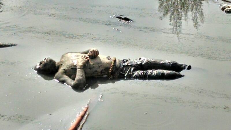 Localizan cadáver en aguas negras de Ecatepec 