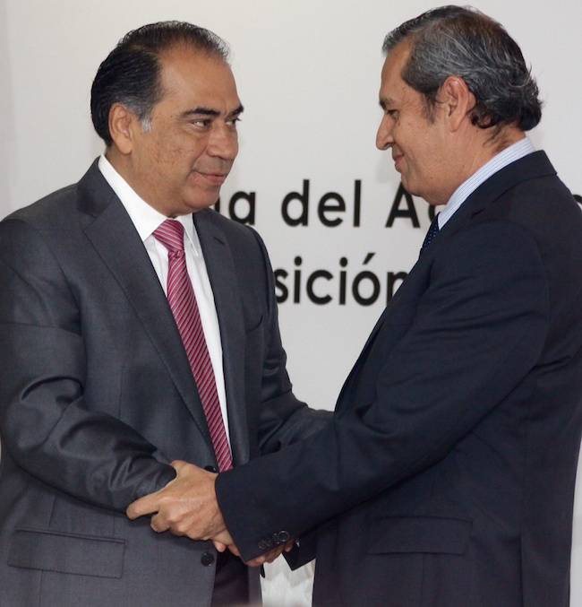 Comienza la cuenta regresiva; firman Ortega y Astudillo convenio de entrega-recepción 