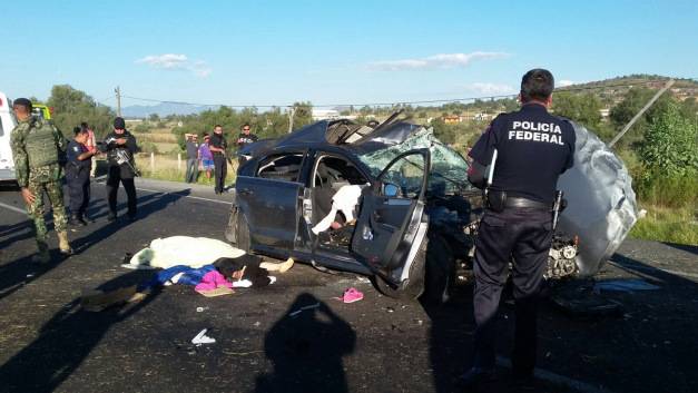 Axapusco: cuatro muertos , y cuatro heridos en choque de tres vehiculos en la México-Tulancingo