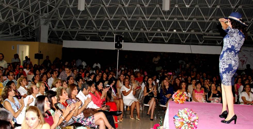 Casa Guerrero se viste de glamour durante desfile de modas con fines altruistas
