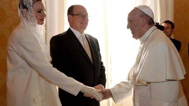 El papa Francisco recibe a los príncipes de Mónaco