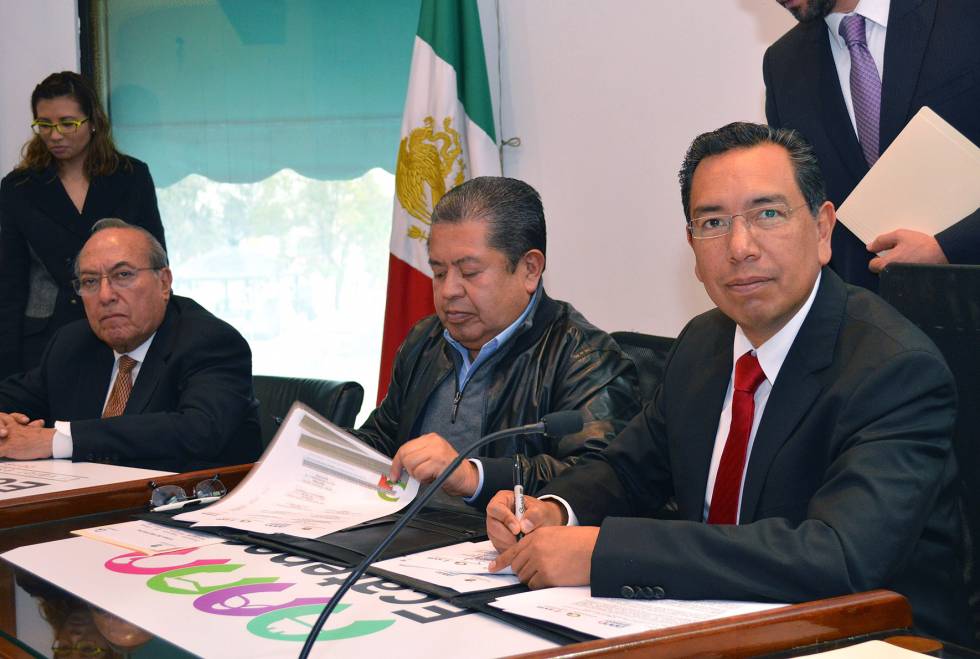 Planea gobierno de Ecatepec reducir 30 por ciento rezago en  regularización de predios 