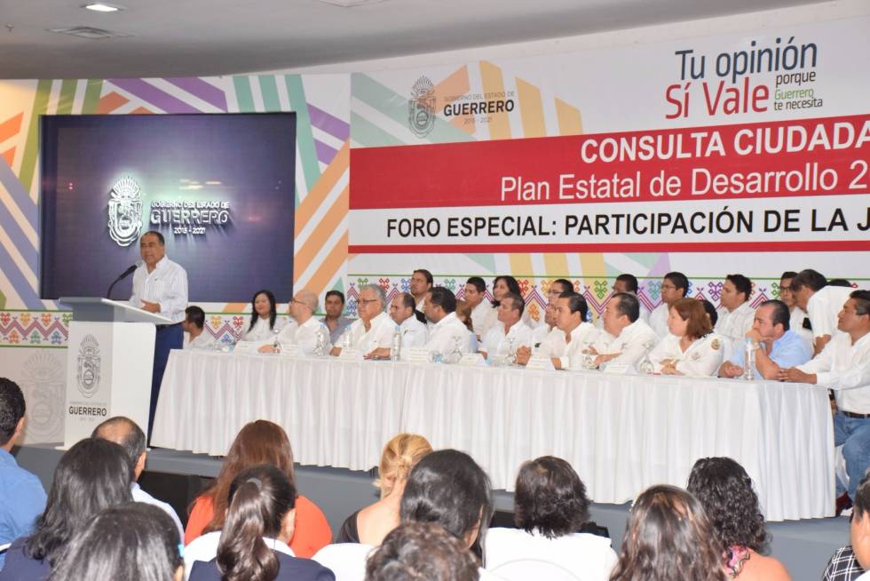 En Guerrero necesitamos la fuerza y la inteligencia de los jóvenes, señala Héctor Astudillo durante el Foro Especial de Participación de la Juventud